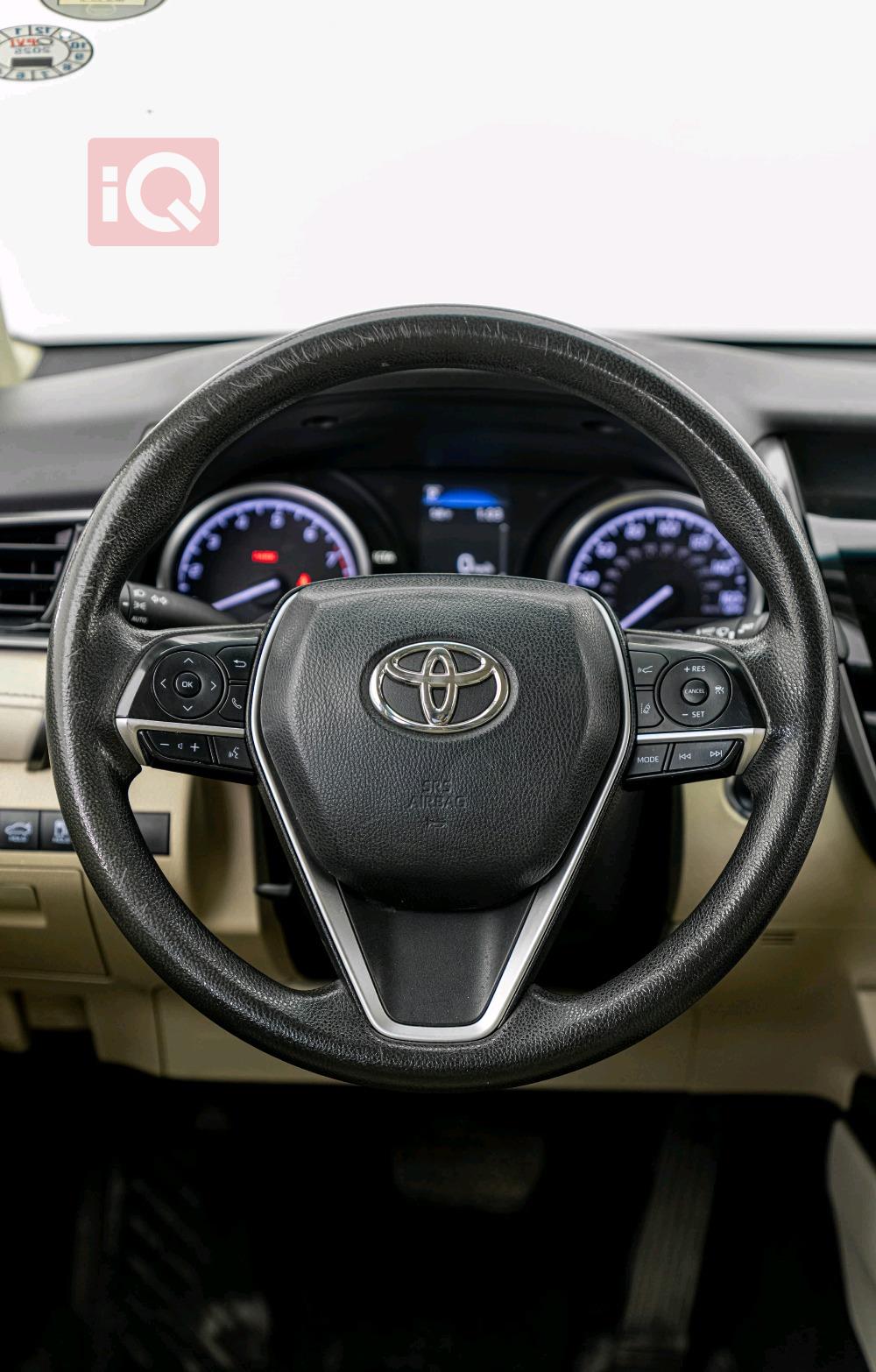 تۆیۆتا کامری